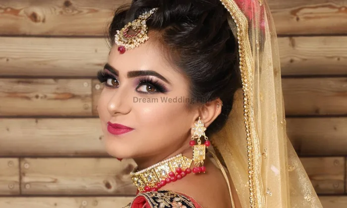 Aline Make Up Studio